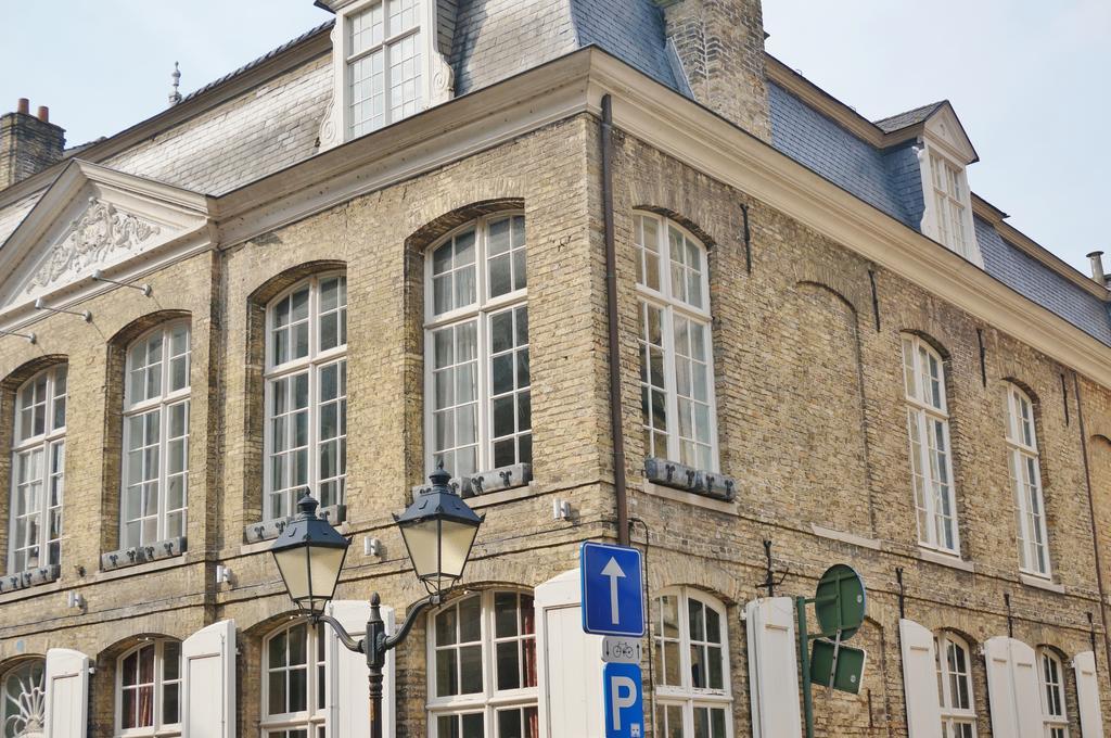 Huis Vandermersch Ieper Buitenkant foto